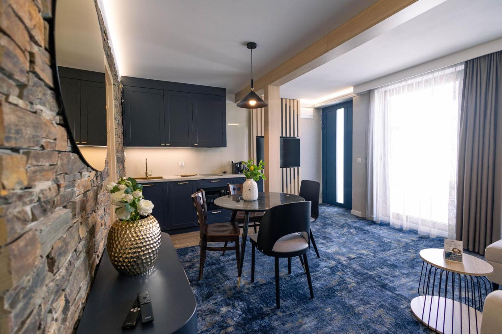 Boulevard Boutique Suites Leba Ngoại thất bức ảnh